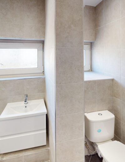 Bathroom Fitters Isle of Dogs E14